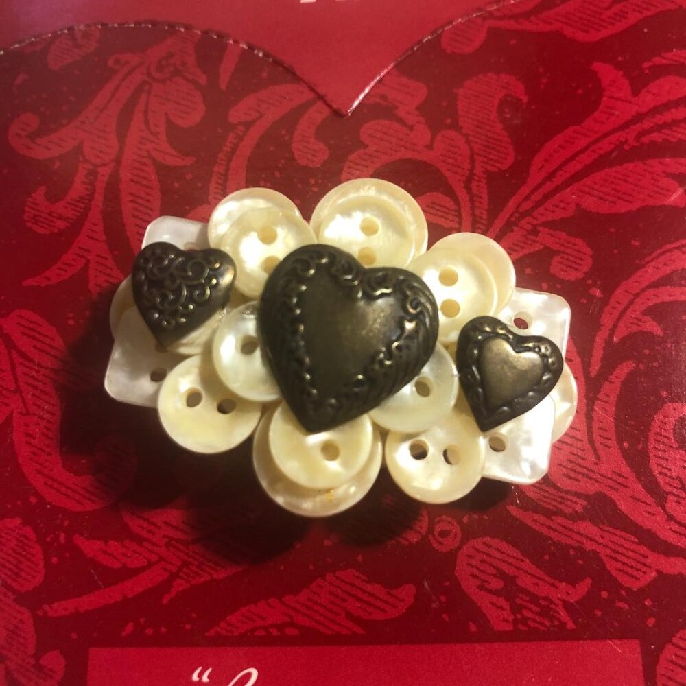 New Vintage Hallmark Old Fashioned Pin Valentine Buttons Hearts Romance Brooch